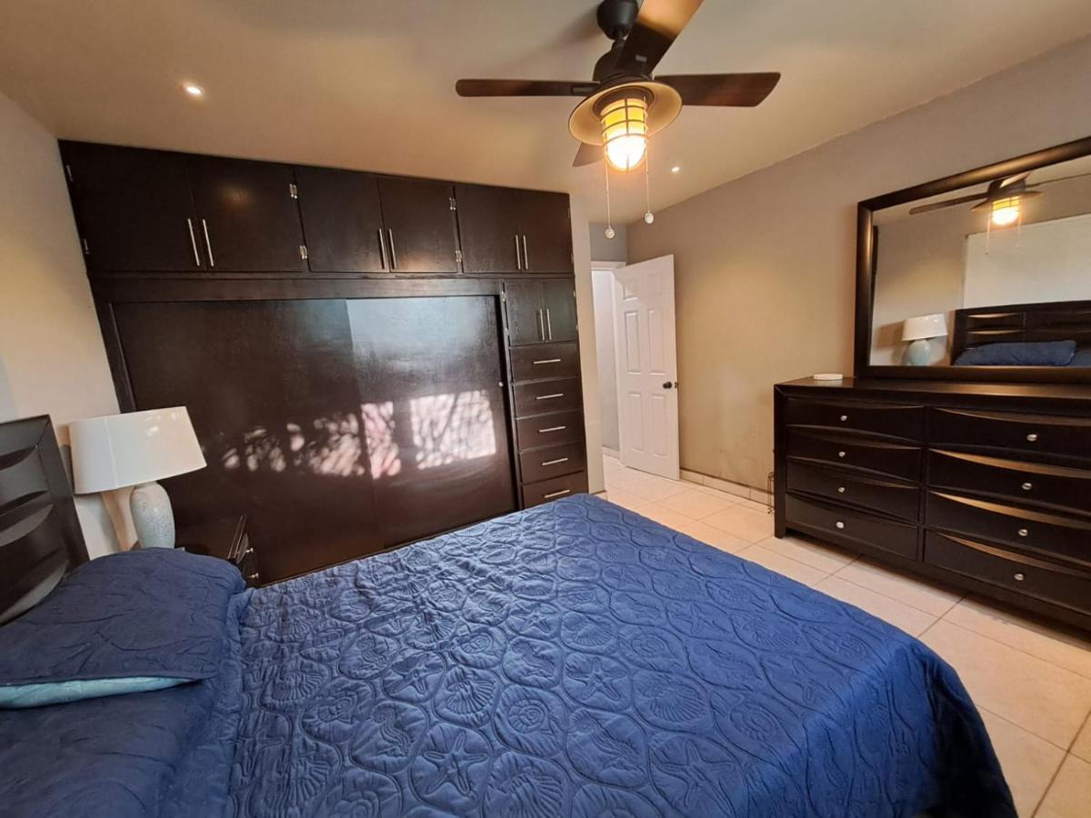Departamentos Orange Apartment Енсенада Екстериор снимка