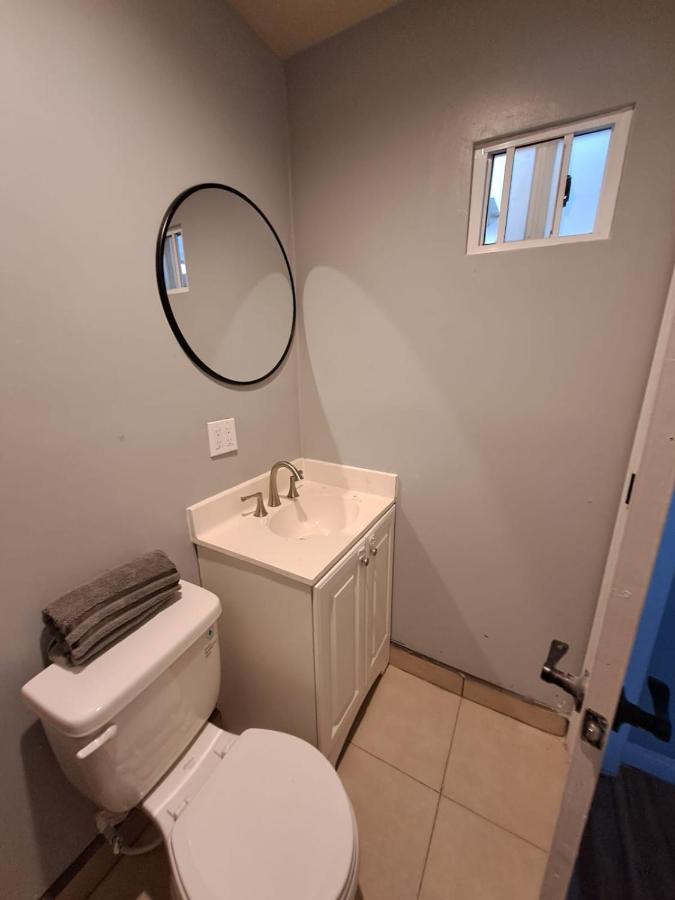 Departamentos Orange Apartment Енсенада Екстериор снимка