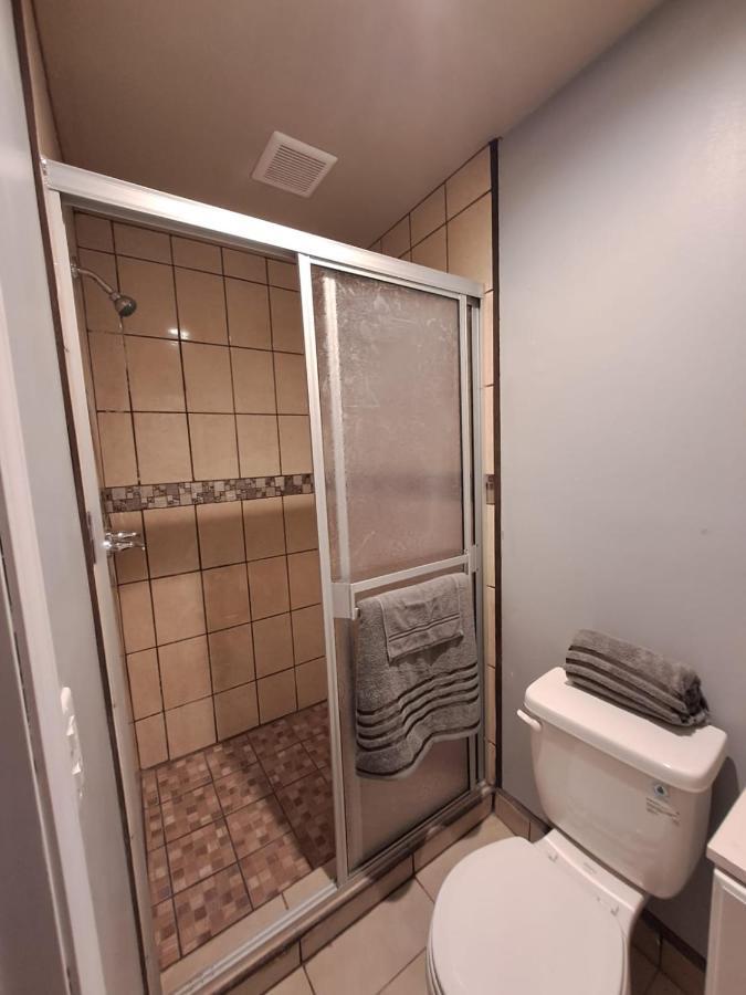 Departamentos Orange Apartment Енсенада Екстериор снимка